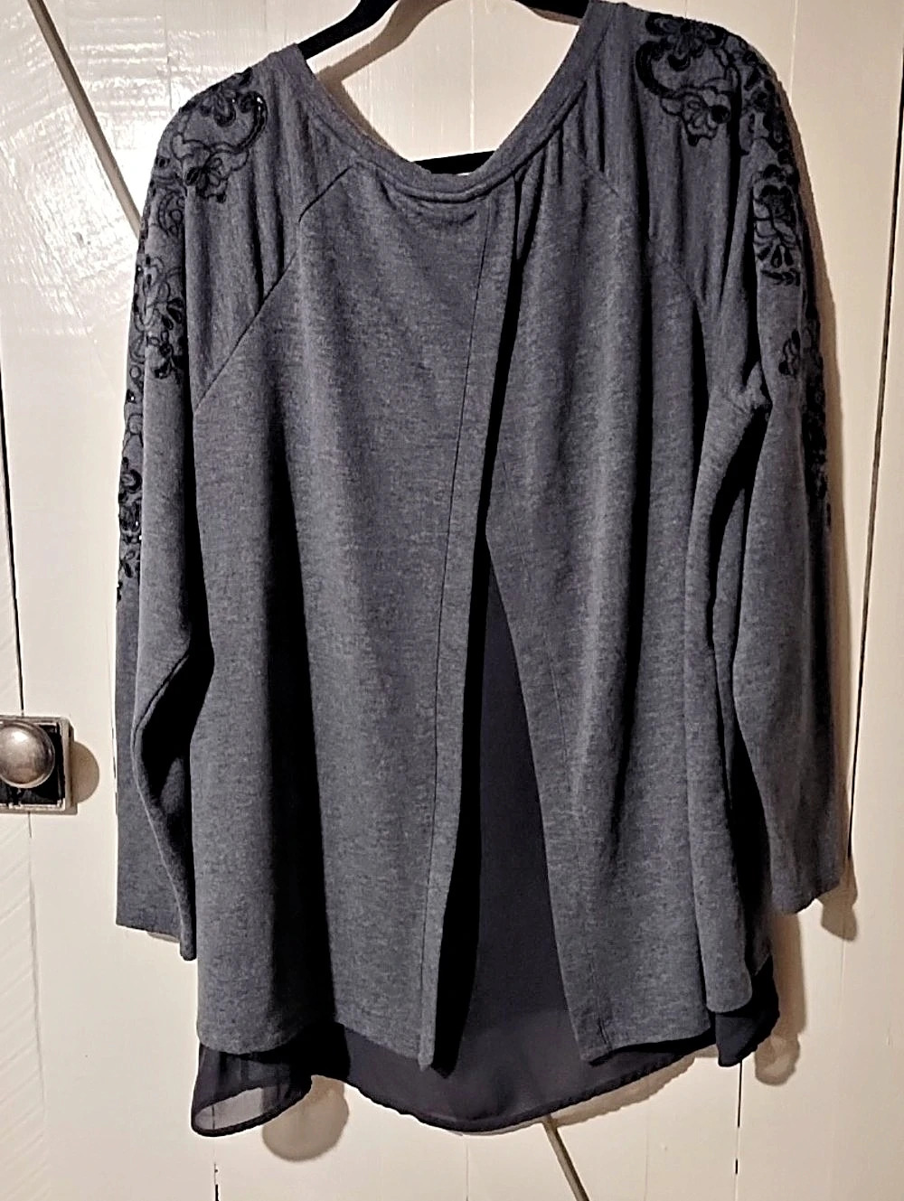 Torrid Gray Embroidered Sleeve Chiffon Layered Pullover Sweater Floral Tunic.